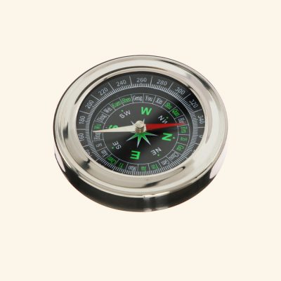 эjpfg Компас с гравировкой