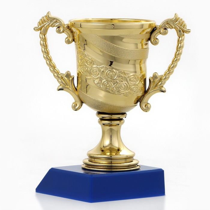 Кубок под нанесение 058, наградная фигура, золото, подставка пластик, 12.2 см_3 Кубок под нанесение 058, наградная фигура, золото, подставка пластик, 12.2 см, с индивидуальной гравировкой — изображение 3