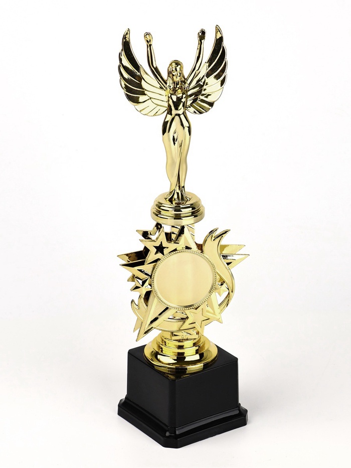 Кубок золотой под нанесение «Ника», подставка пластик, 32.5 см_1 Кубок золотой под нанесение «Ника», подставка пластик, 32.5 см, с индивидуальной гравировкой