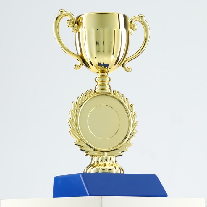 Кубок под нанесение 057, наградная фигура, золото, подставка пластик, 14 см_2 Кубок под нанесение 057, наградная фигура, золото, подставка пластик, 14 см, с индивидуальной гравировкой — изображение 2