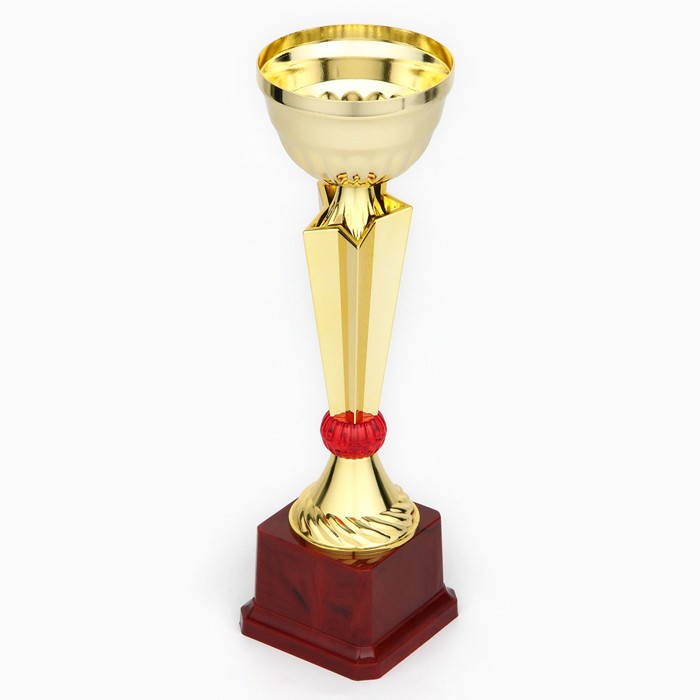 Кубок 174С, наградная фигура, золото, подставка пластик, 26.5×8×7 см_3 Кубок 174С, наградная фигура, золото, подставка пластик, 26.5×8×7 см, с индивидуальной гравировкой — изображение 3