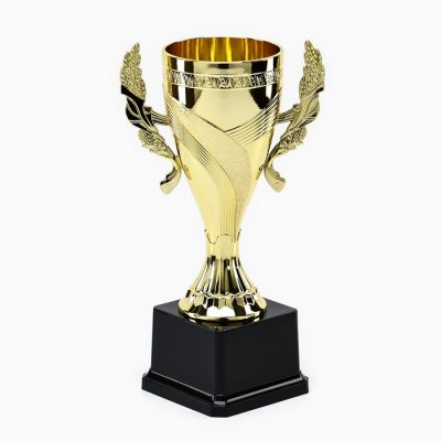 Кубок 188 С, наградная фигура, золото, подставка пластик, 23.5 см, с индивидуальной гравировкой