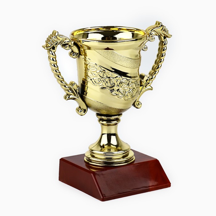 Кубок 105, наградная фигура, золото, подставка пластик, 12.2×10.3×6.5 см_2 Кубок 105, наградная фигура, золото, подставка пластик, 12.2×10.3×6.5 см, с индивидуальной гравировкой — изображение 2