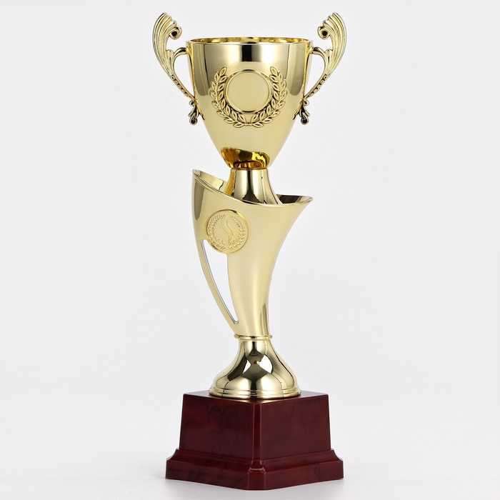 Кубок 097В, наградная фигура, золото, подставка пластик, 26×10×7.5 см_2 Кубок 097В, наградная фигура, золото, подставка пластик, 26×10×7.5 см, с индивидуальной гравировкой — изображение 2