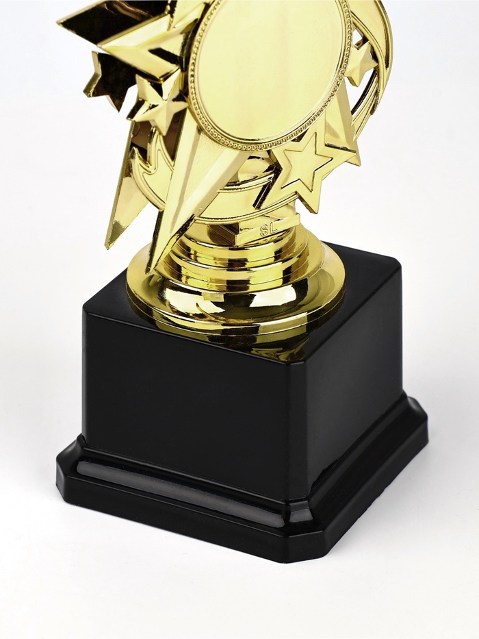 Кубок 192, наградная фигура, золото, подставка пластик, 23 см_3 Кубок 192, наградная фигура, золото, подставка пластик, 23 см, с индивидуальной гравировкой — изображение 3