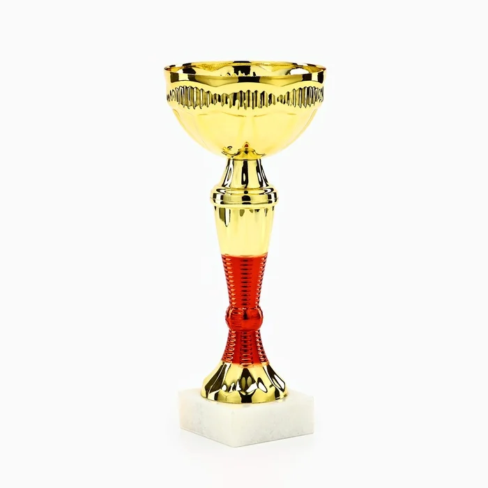 Кубок 152, наградная фигура, золото, подставка камень, 18,5 х 8 х 6 см._2 Кубок 152, наградная фигура, золото, подставка камень, 18,5 х 8 х 6 см., с индивидуальной гравировкой — изображение 2